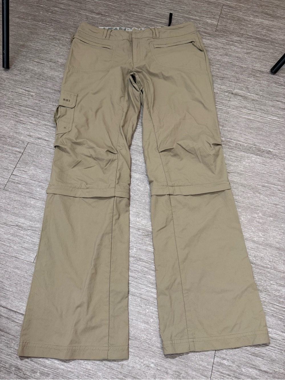 REI Convertible Hiking Pants Zip Off Cargo Trail Pants UPF 30 Outdoor Gorpcore 8